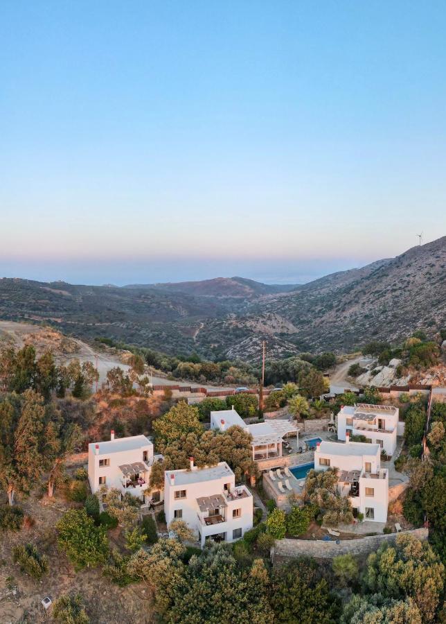 Mourtzanakis Residence - Traditional Eco Hotel In Akhládha Exterior foto